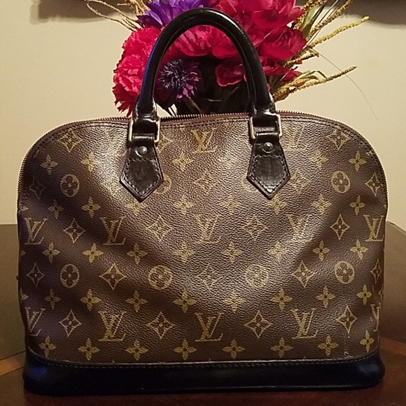 Louis Vuitton Handbags - Louis Vuitton Alma